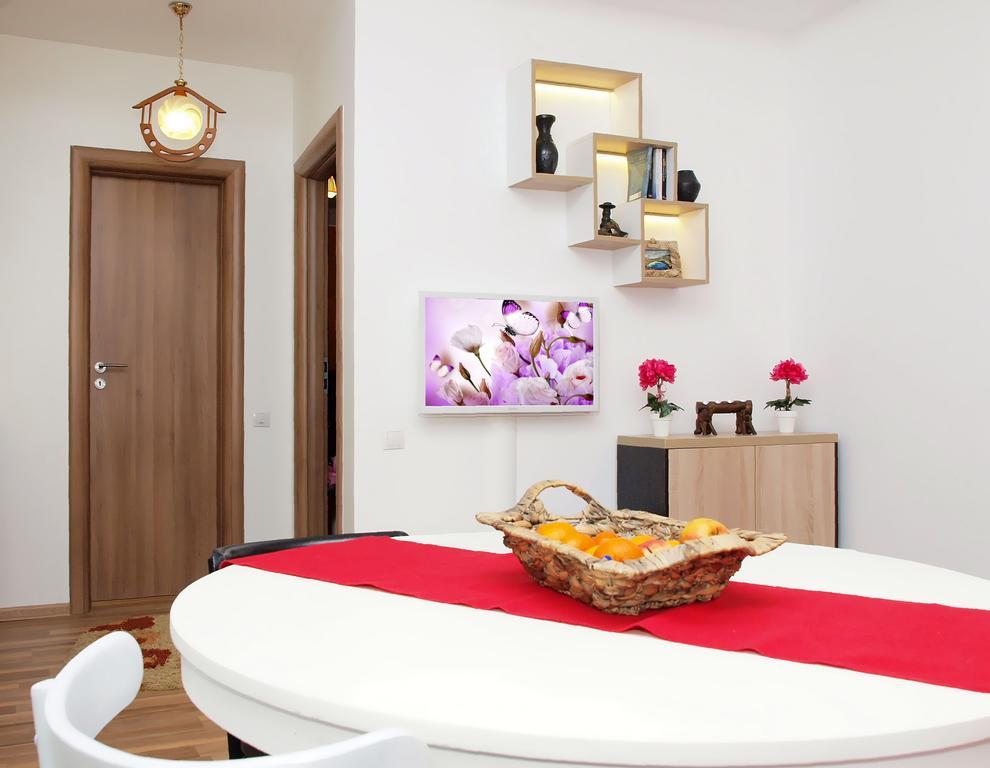 Fancy 1Bd Family Friendly In Historical Centre Apartman Bukarest Kültér fotó