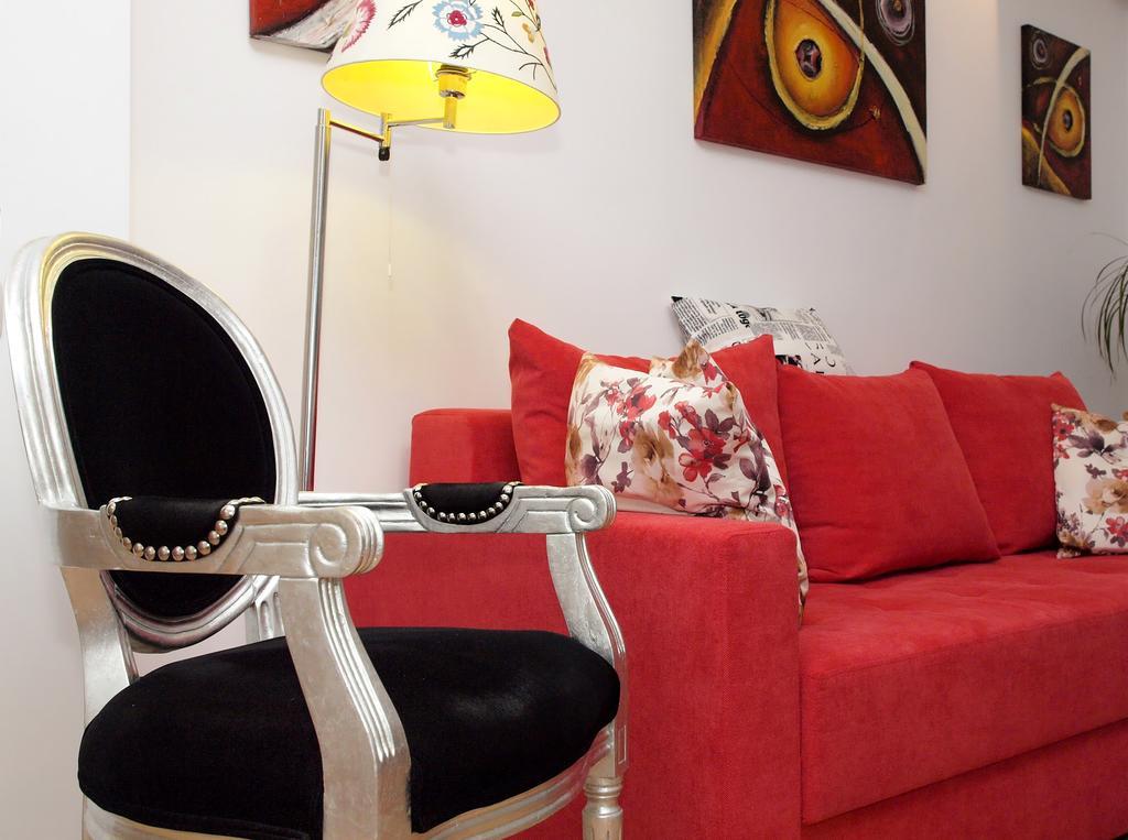 Fancy 1Bd Family Friendly In Historical Centre Apartman Bukarest Kültér fotó