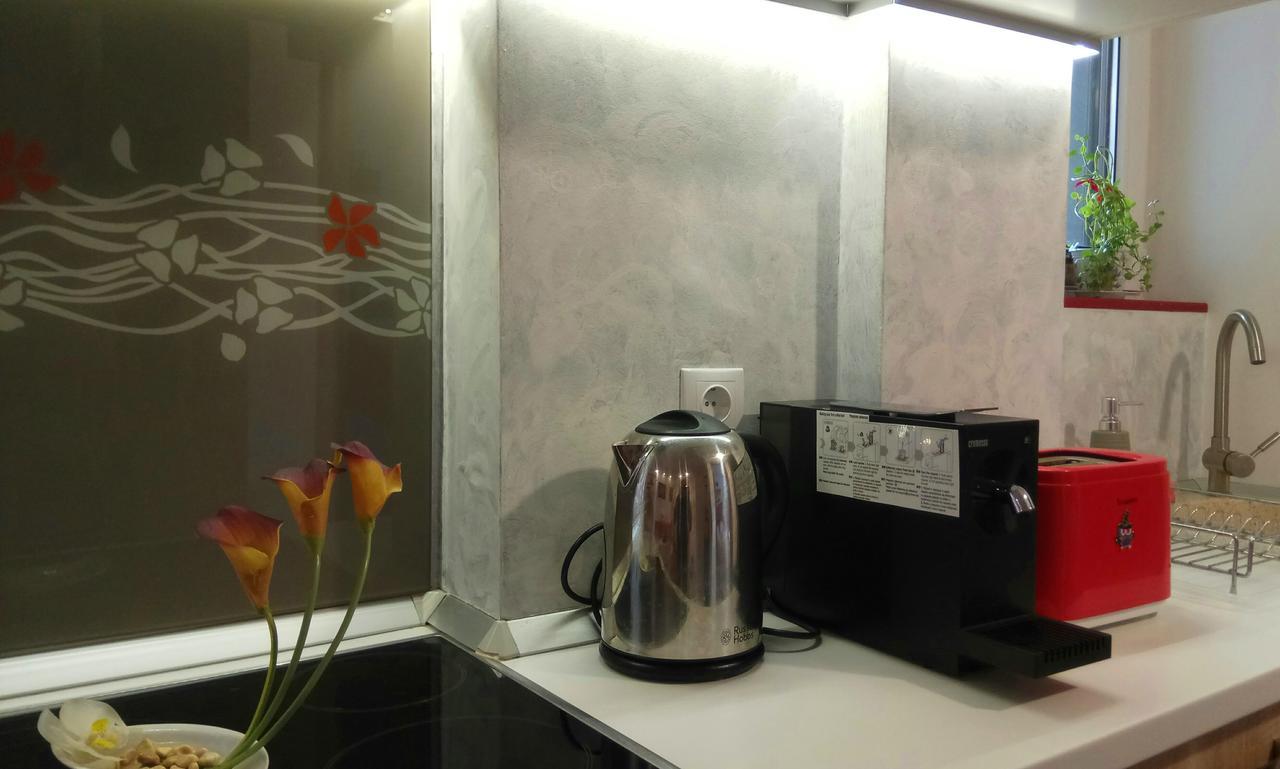 Fancy 1Bd Family Friendly In Historical Centre Apartman Bukarest Kültér fotó